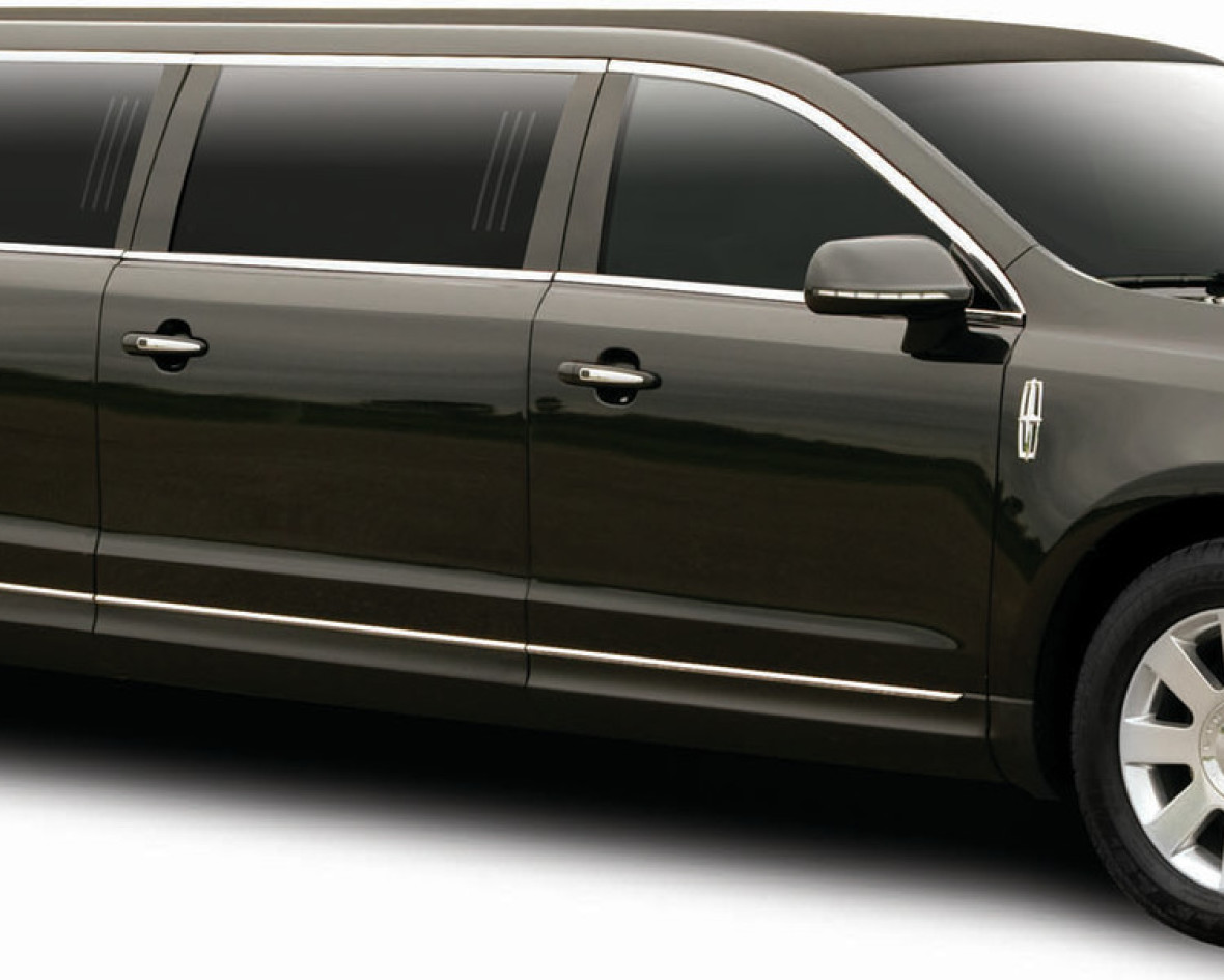 2014 CA compliant Lincoln MKT stretch limousine